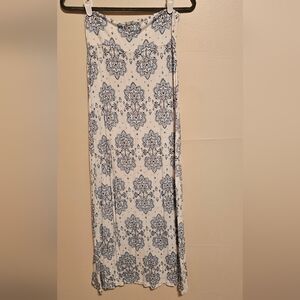 Charlotte Russe Size M Maxi Skirt White